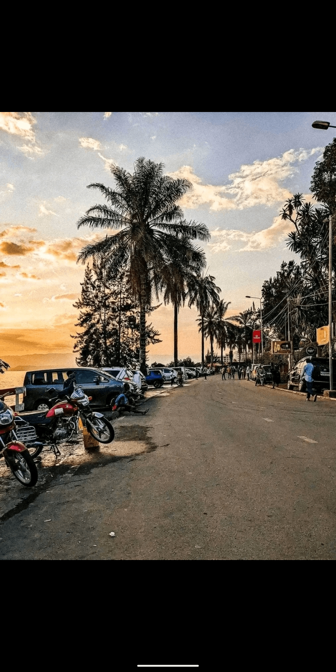 Illustration — Coucher du soleil ville de Goma