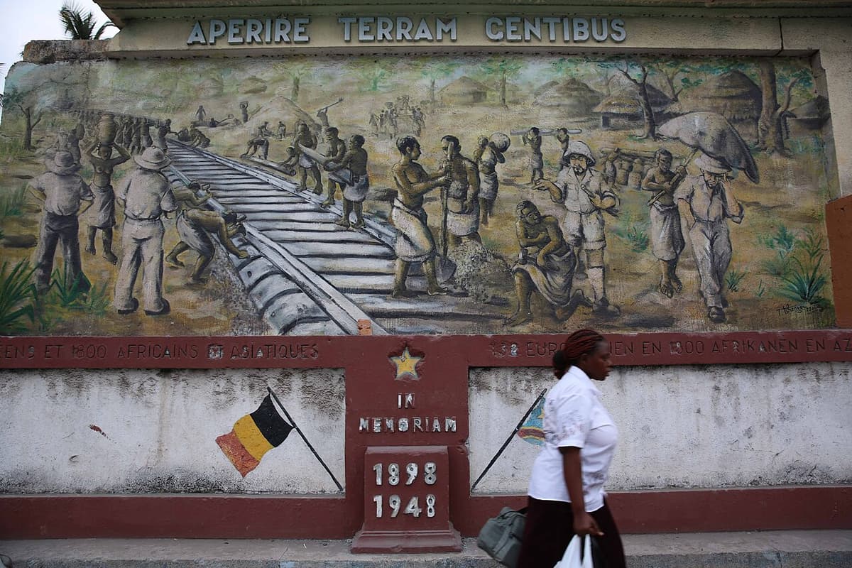 Illustration — Kinshasa train station 21237028852