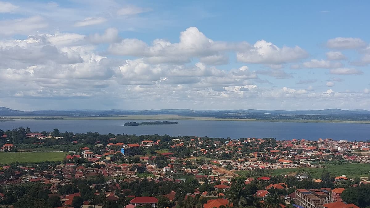 Cover - Lake Victoria- Kampala-Uganda 1