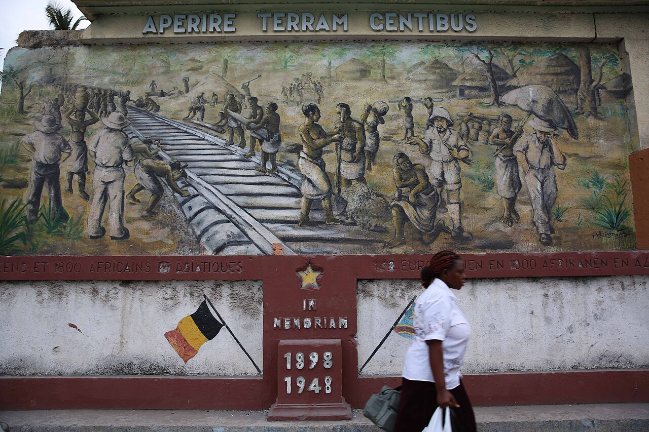 Cover — Kinshasa train station 21237028852